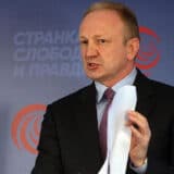 Đilas: Sestrić nepostojeće tetke iz Kanade nastavlja da krši zakon 4