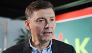 Protest ispred Vlade danas u 14 sati, Ćuta poručuje da neće dozvoliti rasipanje energije 2 Protest ispred Vlade danas u 14 sati, Ćuta poručuje da neće dozvoliti rasipanje energije 2