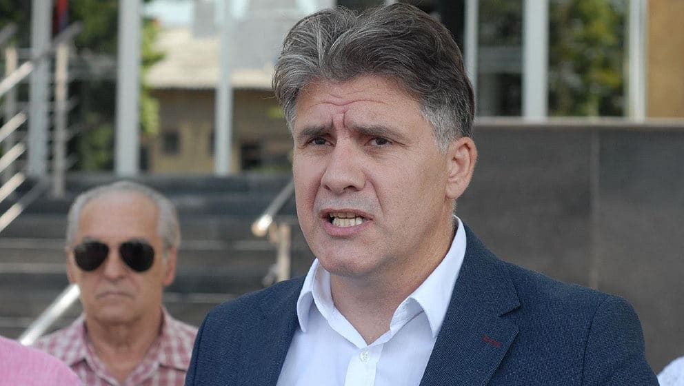 Gavrilović (DS): Politika vlasti se svela na obećavanje novca gladnim i osiromašenim građanima 1