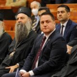 Ministarstvo prosvete o navodima patrijarha Porfirija: Odluku o pohađanju verske nastave ne donose ni direktori, ni zaposleni u školi 4