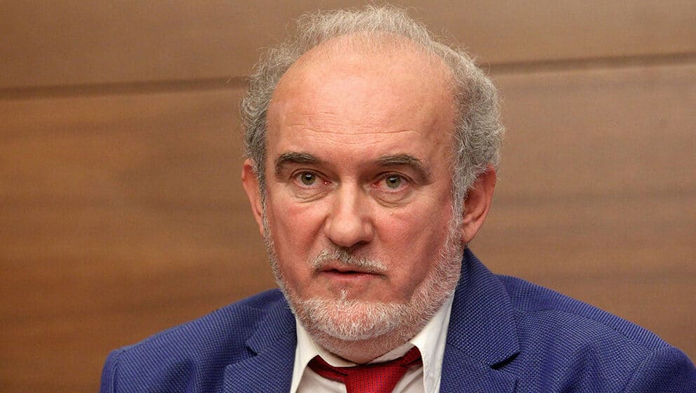 Poverenik podneo Narodnoj skupštini Godišnji izveštaj za 2021. 1