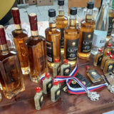 Kad žena peče rakiju 6