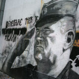 Nova: Mural sa likom Ratka Mladića prefarban crvenom bojom 5