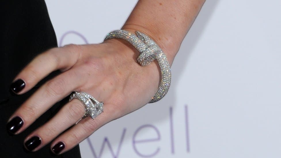 Evropa, Balkan i kriminal: Lov na osumnjičenog za provale od 30 miliona evra u londonske kuće slavnih 4 A Cartier bangle