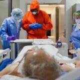 Korona virus: Koji se lekovi protiv Kovida-19 koriste u Srbiji - „stiže novi Fajzerov proizvod" 7