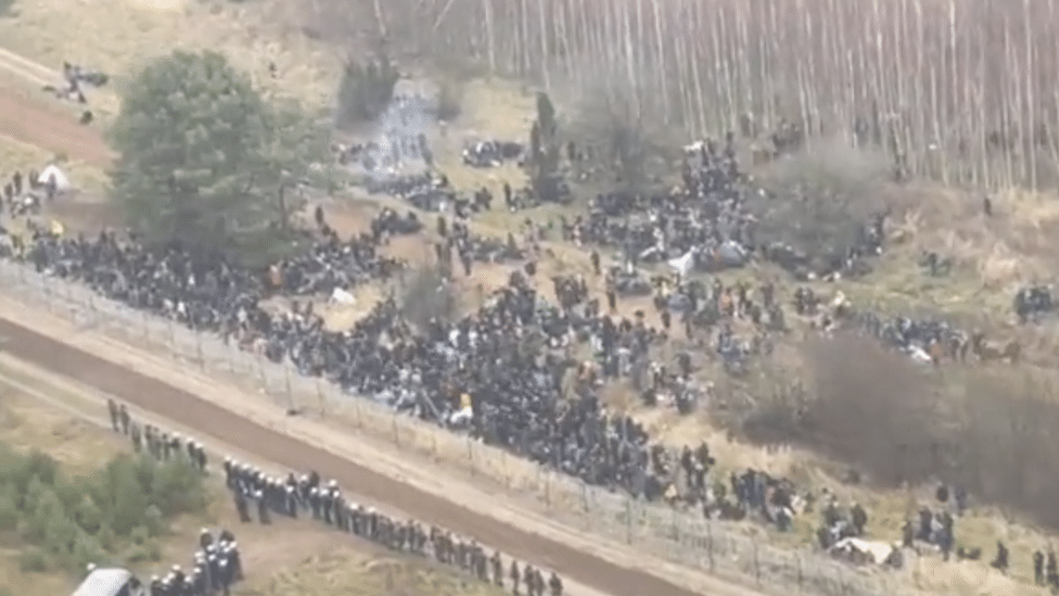 Sotni migrantov u polьsko-beloruskoй granicы