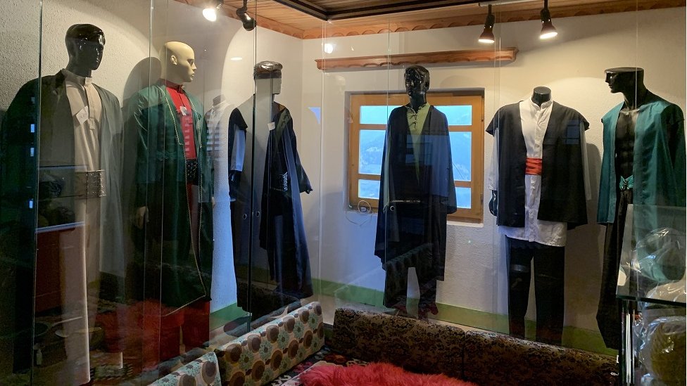 Balkan, religija i islam: Ko su savremeni derviši 6 odeća