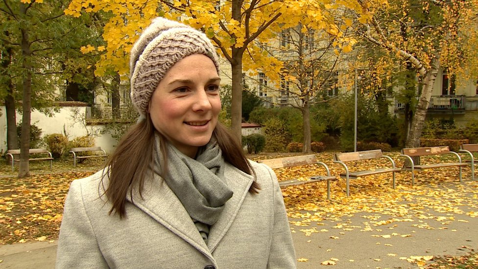 Korona virus i Austrija: Kako se nevakcinisani privikavaju na stroge mere 2 Carina