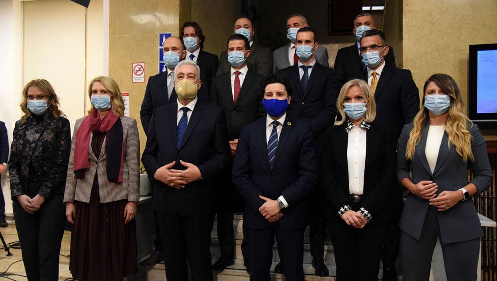 Budućnost aktuelne vlade Crne Gore u rukama opozicije 1