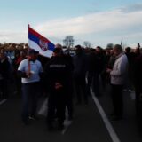 Napadnut novinar N1 tokom blokade puta Kragujevac -Jagodina 1
