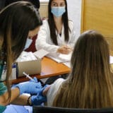 U SAD uskoro odobrenje buster doze vakcine za adolescente 10