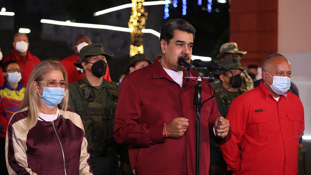Podele u opoziciji pomogle Maduru da pobedi na lokalnim izborima u Venecueli 1