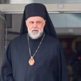 Nova.rs: Dvojica vladika izostala s ručka kod Vučića 1