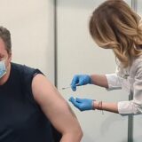 Vučić primio treću dozu vakcine protiv virusa korona na Beogradskom sajmu 10