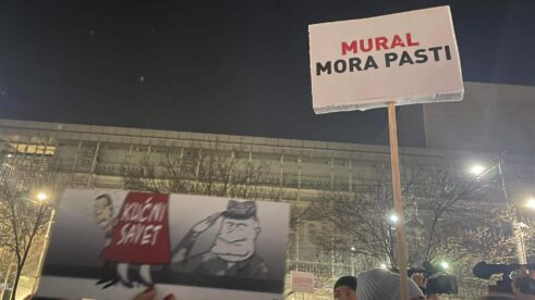Protest "Mural mora pasti": Najveći mural ratnim zločincima je ovaj režim, to je mural devedesetim 9