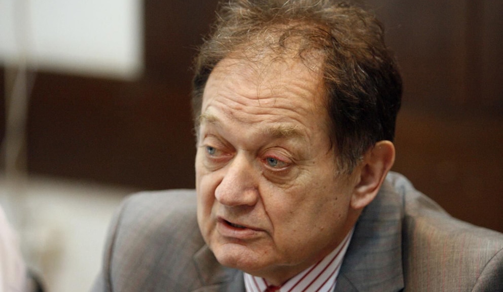 "Klinički centar imao po 20.000 prijava pacijenata godišnje": Penzionisani lekari o ideji Danice Grujičić da se iz penzije bave inspekcijskim radom 3 Profesori