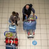 Svet preduzima mere zbog novog soja korona virusa iz Južne Afrike 8