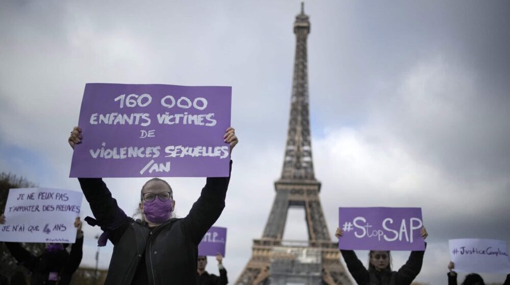 U Francuskoj skupovi za prava žena i protiv porodičnog nasilja 1