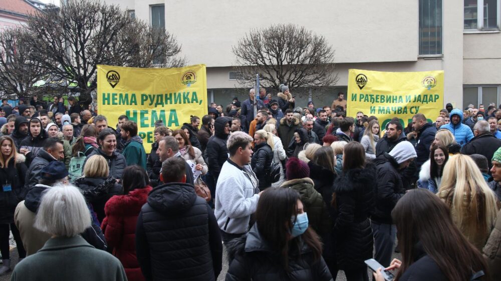 Završen protest u Loznici zbog prostornog plana koji predviđa izgradnju rudnika litijuma (FOTO/VIDEO) 1