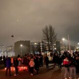 Građani se u Zagrebu okupili ispred stana ministra Božinovića 1