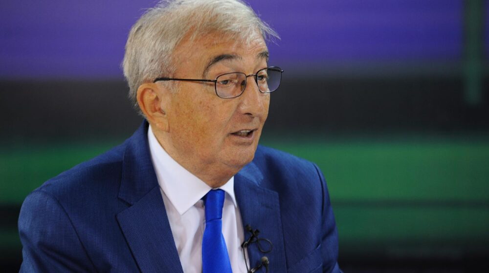 SNS postaje opasnija, naročito kada oseća neki mogući potres: Čedomir Čupić o predstojećim izborima 1