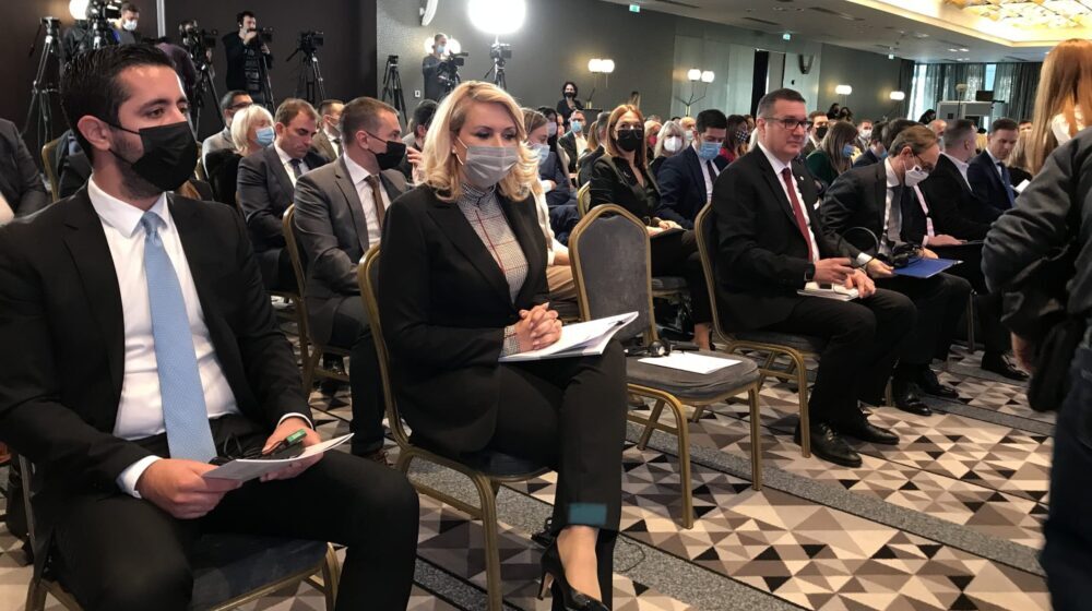 Strani investitori: Ocena "jedan" za radno-pravne odnose u Srbiji, ali i oblast poreza 1