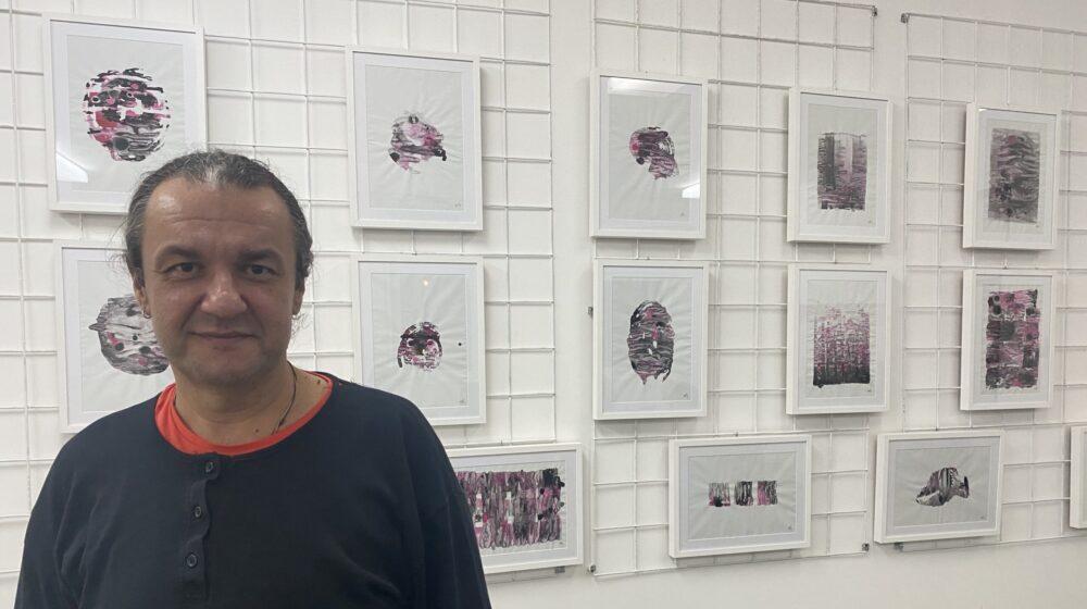 Izložba "Post k'o vid" Zorana Rajšića otvorena u Kosjeriću 1