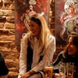 Fokus radova je na licu jer se od distanciranja i maski više ne vide ljudi 2