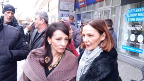 Marinika Tepićcsa Novosađanima Đilas: Saradnja opozicije u Novom Sadu primer zajedničke borbe protiv režima 4