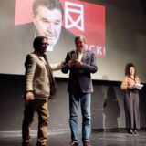 Glumcu Miodragu Mikiju Krstoviću svečano uručena nagrada za životno delo 3