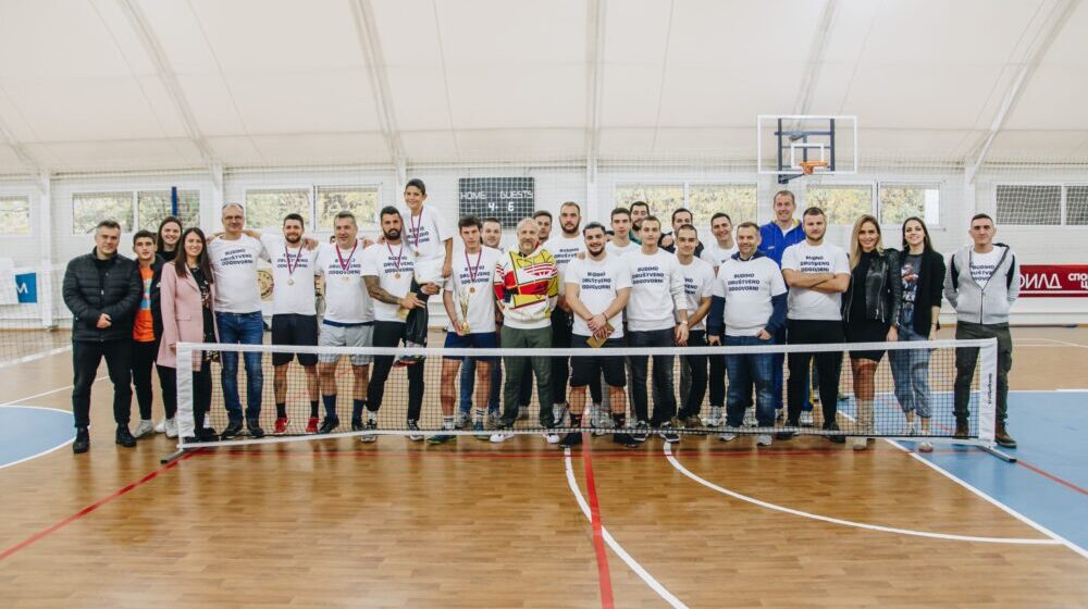 Na humanitarnom turniru prikupljeno dva miliona dinara za malu Vanju 1