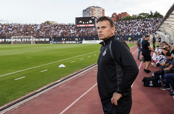 Samo teška muka rađa junake 1