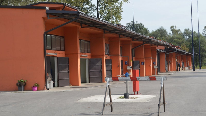 Povređen radnik u vojnoj fabrici u Lučanima 1