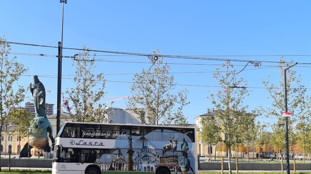 Panoramsko razgledanje Beograda Lastinim zatvorenim autobusom svakog vikenda tokom jeseni i zime 1