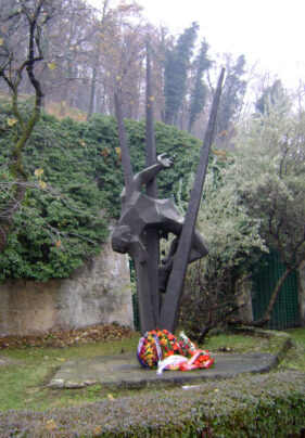 Obeležena godišnjica stradanja Užičana u partizanskoj fabrici oružja (FOTO) 2