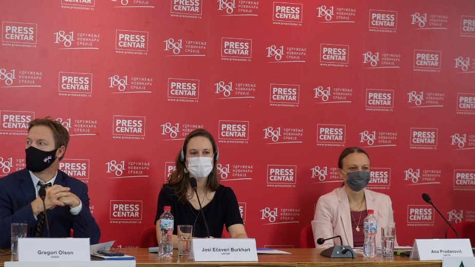 Skoro polovina porodica sa decom ima manje prihode u toku pandemije 1