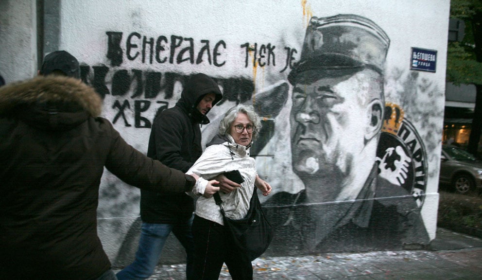Građani Srbije poput crnogorskih, izražavaju bunt protiv kleptokrata Vučića i Đukanovića 2 Građani Srbije poput crnogorskih, izražavaju bunt protiv kleptokrata Vučića i Đukanovića 2