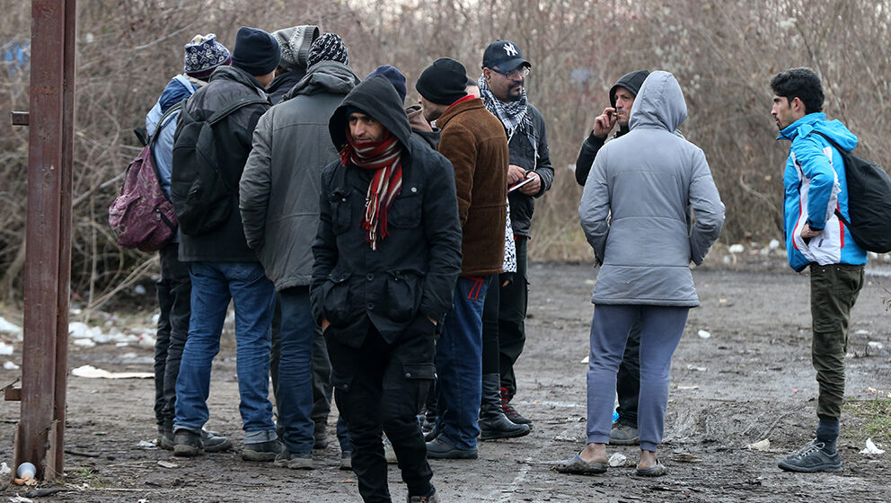 Migranti prisilno zadržavani i fizički maltretirani u improvizovanom kampu u Severnoj Makedoniji 1