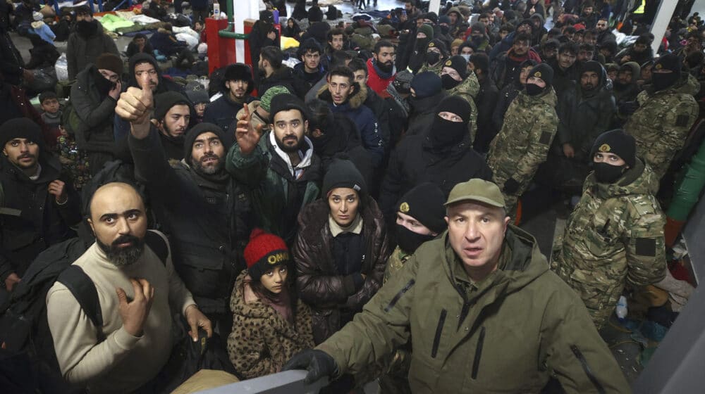 Beloruske vlasti: U zemlji ima oko 7.000 migranata 1
