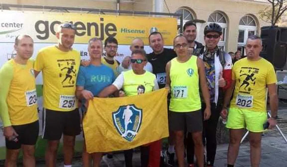 Vranjanski maratonac Kristijan Stošić pobedio u prvoj trci od Preševa do Bujanovca u dužini od 30 kilometara 1