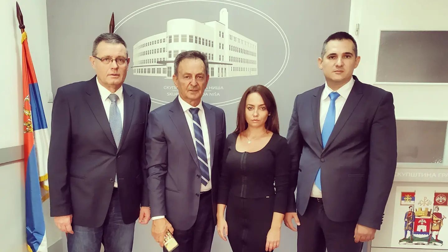Niš: Opozicija traži da Skupština grada razmatra dodelu “socijalnih stanova” funkcionerima 12