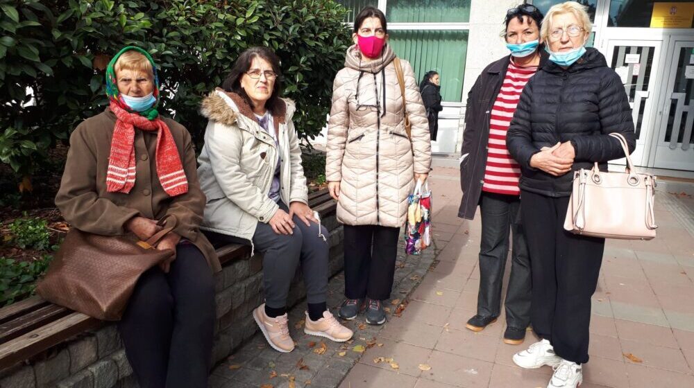 Deset niških porodica iz požara pobeglo u papučama, a gradonačelnica ih "šalje" u Hajat 1