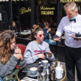 Šta nam govori prosečna plata: Od 500 evra u ugostiteljstvu do 2.000 evra za programere 8