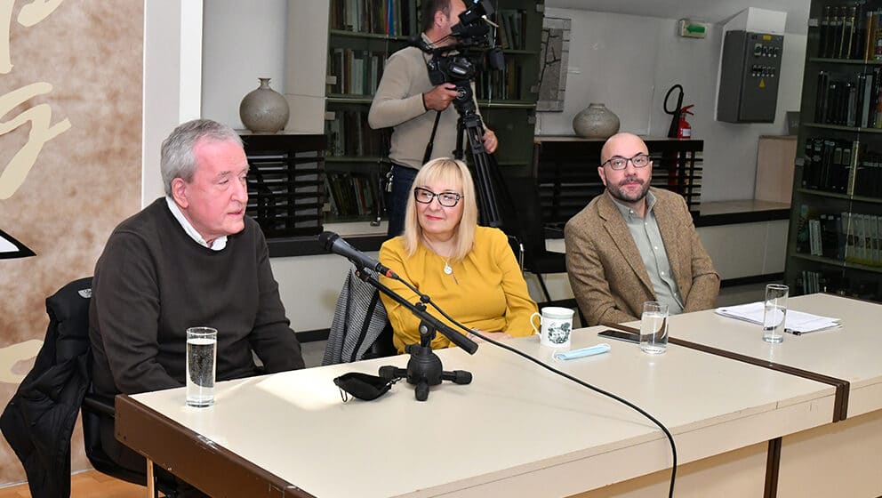 Do sada u širem izboru 21 roman 1