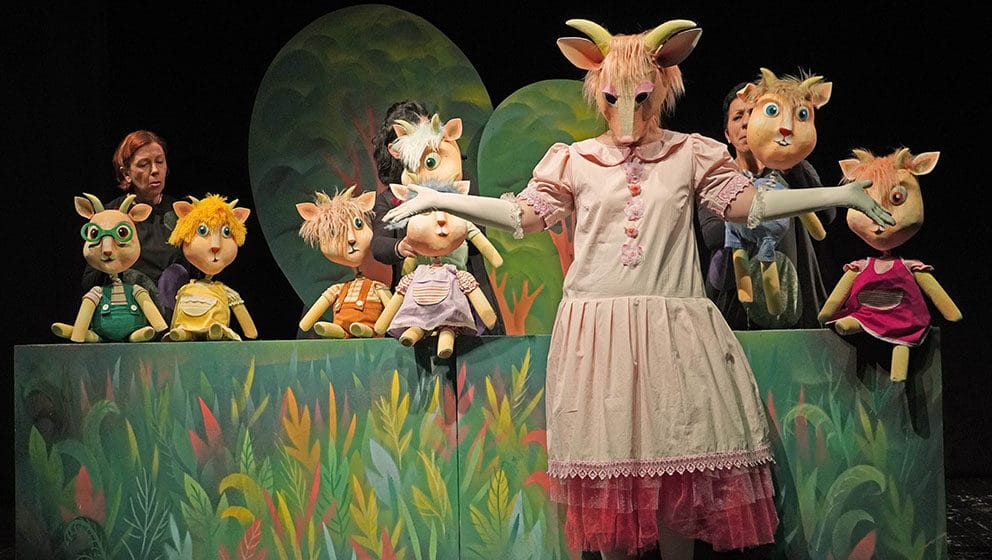 Kako su vuk i jarići posadili dinje i lubenice 1