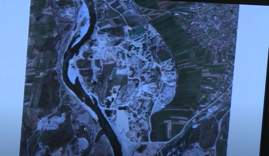 Milioni evra ilegalno izvučeni iz korita Morače, predeo devastiran 1