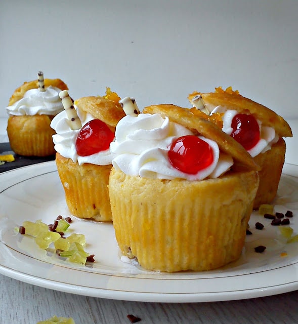 Recept nedelje: Rum baba ili baba au rhum 2 Recept nedelje: Rum baba ili baba au rhum 2