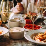 Poskupljenje hrane i pića u restoranima i kafićima 10 odsto 2