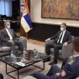 Stefanović razgovarao sa ambasadorom SAD Godfrijem o saradnji u oblasti odbrane 5