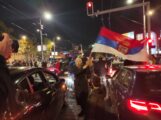 Slavlje Beograd nakon plasmana fudblaske reprezentacije Srbije na Mundijal Slavlje na Trgu Republike nakon plasmana fudbalera na Mundijal (FOTO, VIDEO) 7